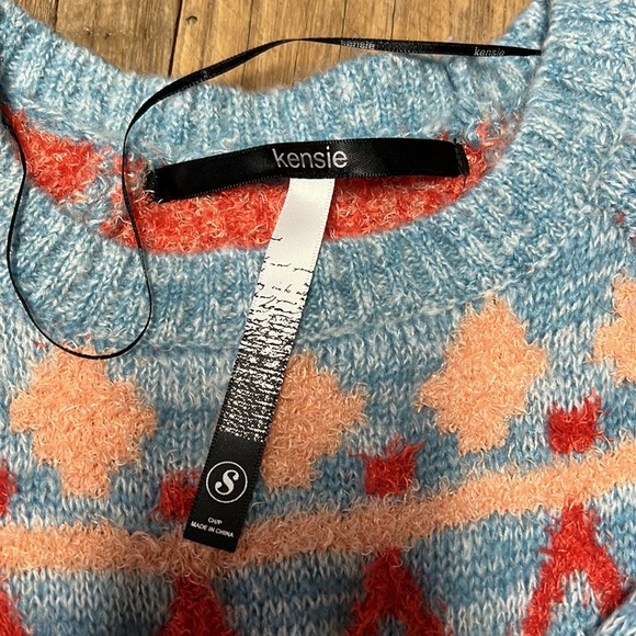 Soft sweater - Picture 9 of 9
